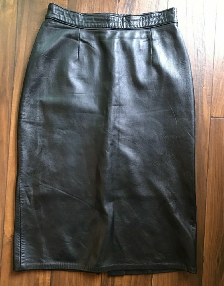 Leather pencil skirt
